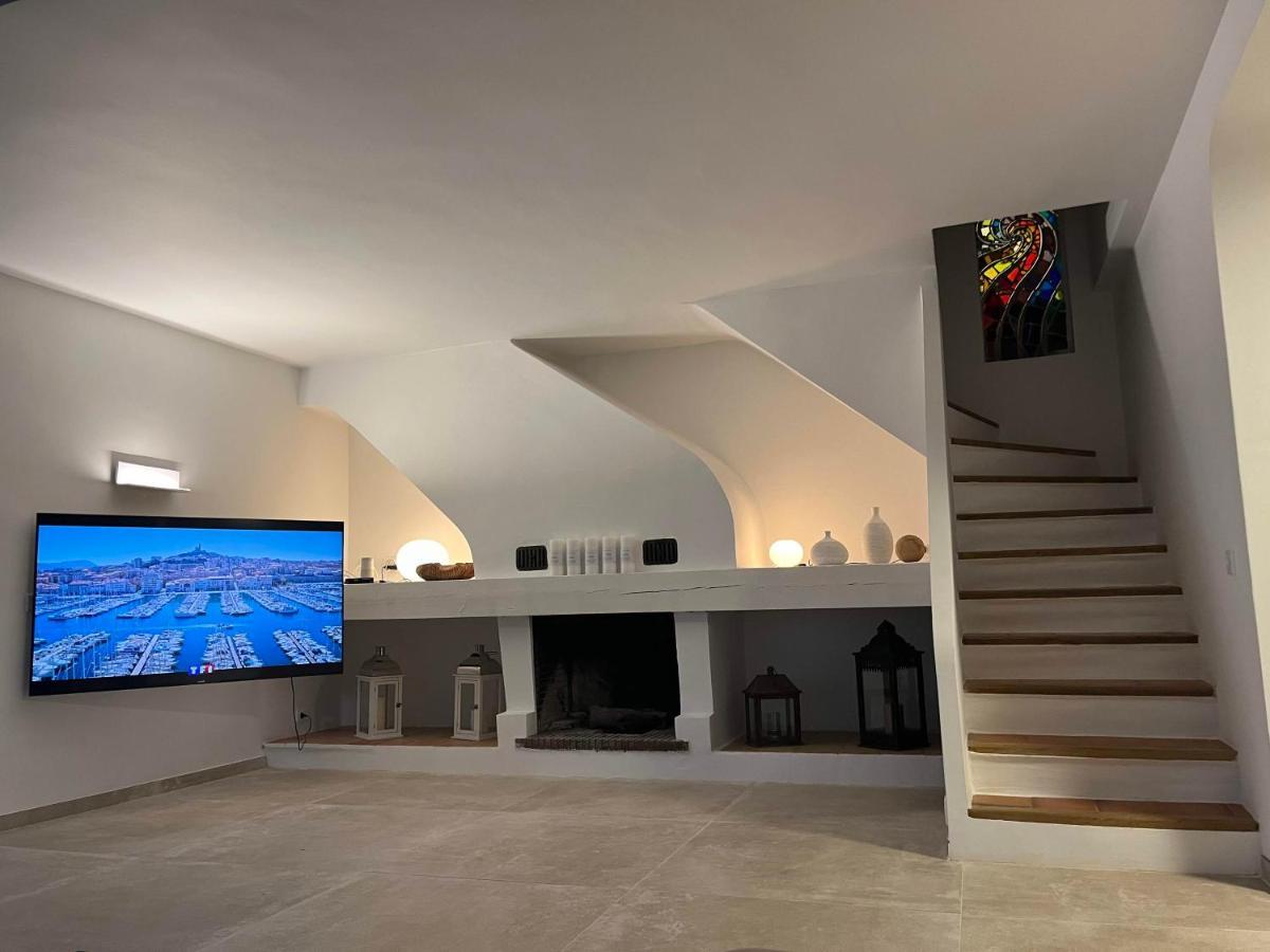 Villa Ormarine, Vue Exceptionnelle Sur La Baie De Cannes Et Le Mercantour Les Adrets-de-l'Estérel Exterior foto